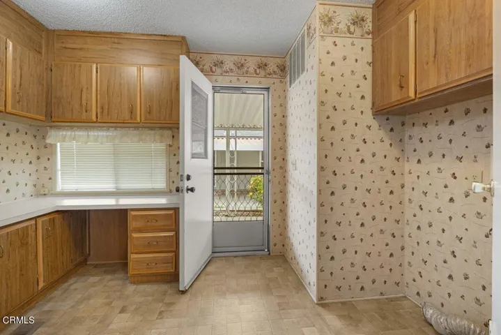 #24 Aurora Laundry Rm