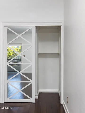 300 N El Molino Ave #309 018-mls