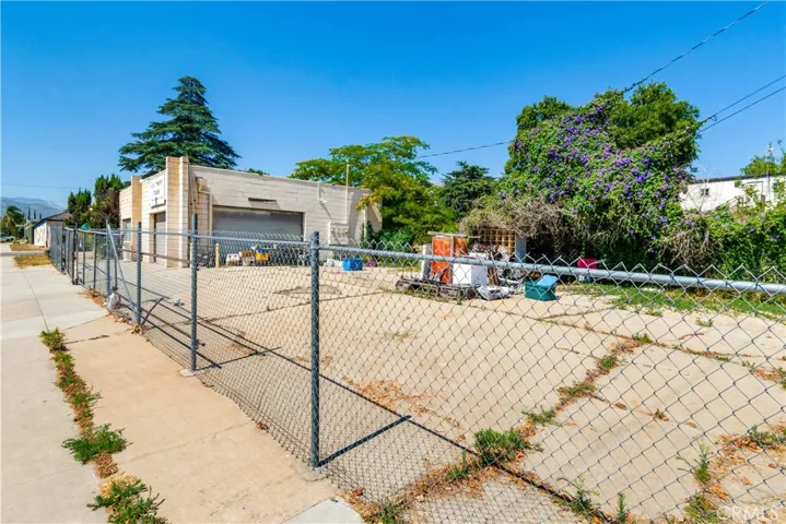 12165 1st Street, Yucaipa, California 92399