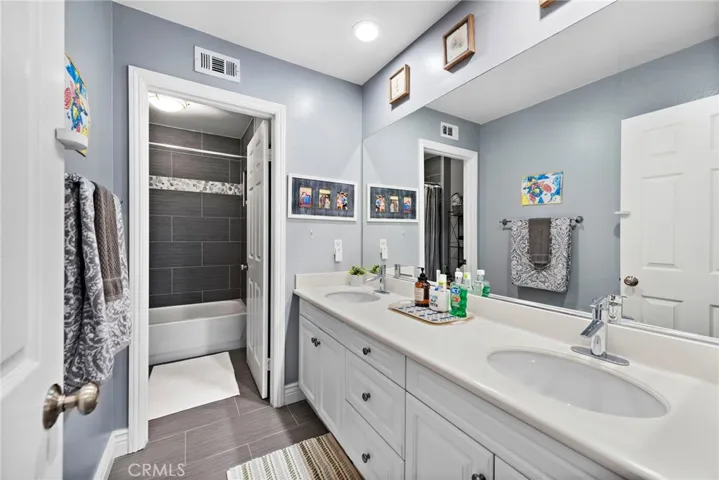 16 Chimney, Ladera Ranch, California 92694