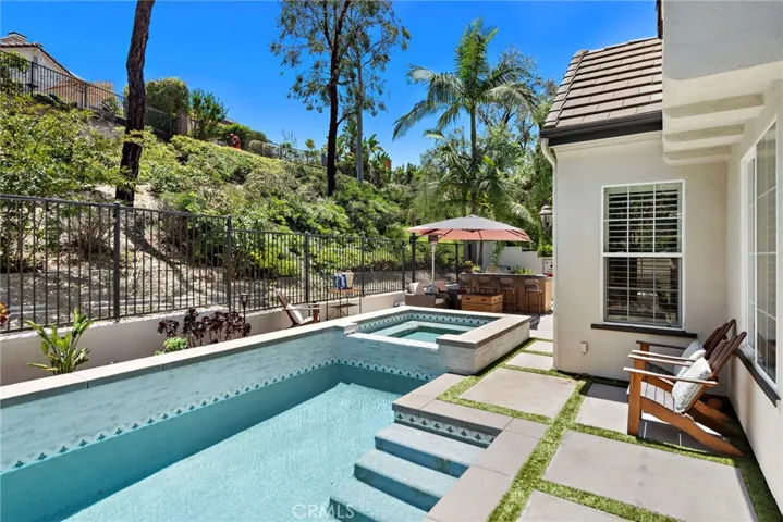 16 Chimney, Ladera Ranch, California 92694