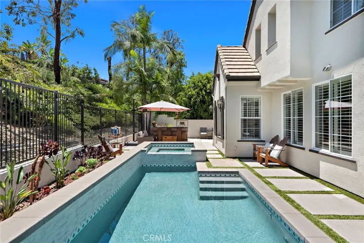 16 Chimney, Ladera Ranch, California 92694