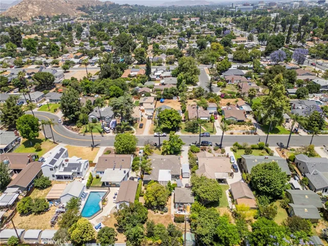 4222 Linwood Place, Riverside, California 92506