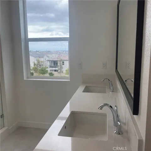 101 Parkland Alley, Lake Forest, California 92630