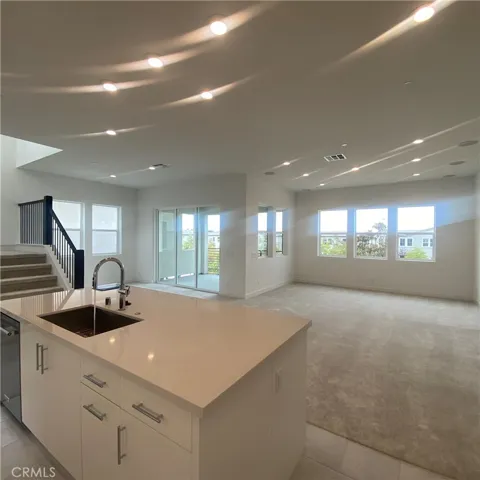 101 Parkland Alley, Lake Forest, California 92630