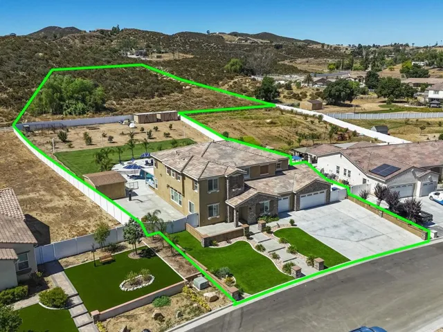 Full property line 3.2 Acres