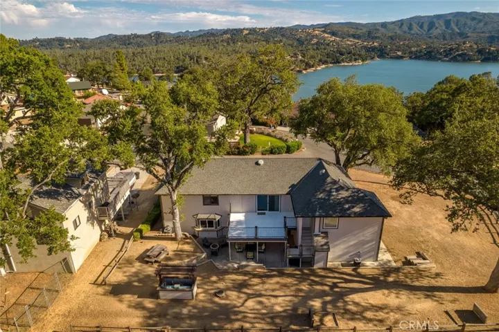 8790 Circle Oak Drive, Bradley, California 93426