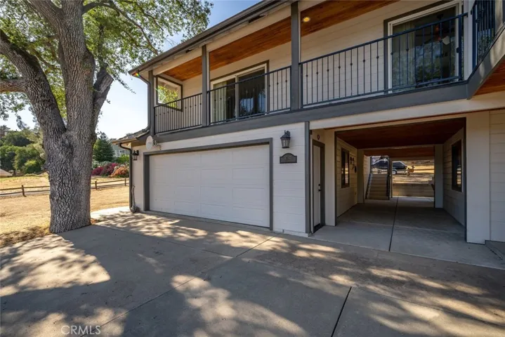8790 Circle Oak Drive, Bradley, California 93426