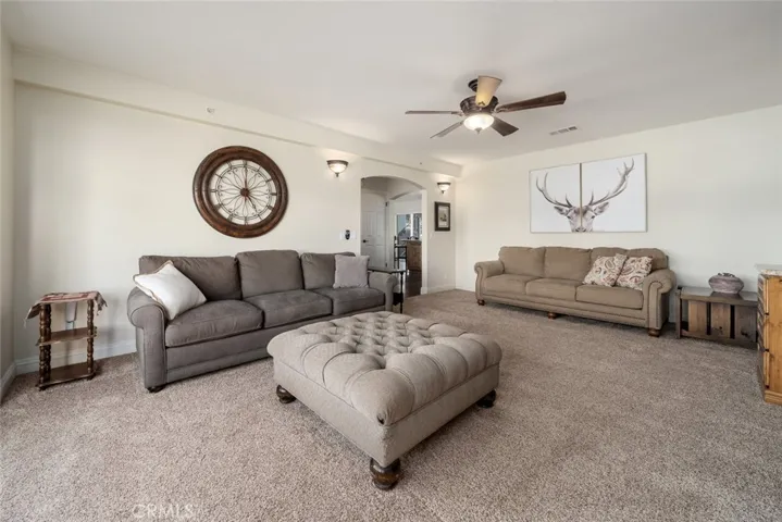8790 Circle Oak Drive, Bradley, California 93426