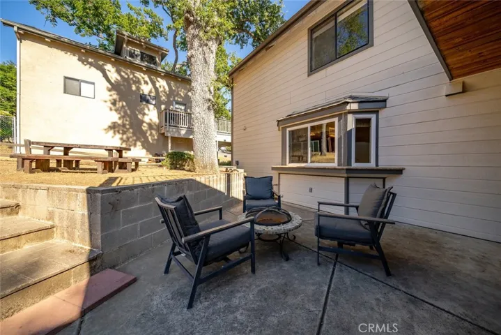 8790 Circle Oak Drive, Bradley, California 93426