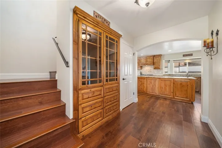 8790 Circle Oak Drive, Bradley, California 93426