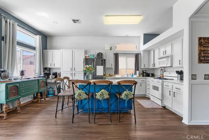 35480 Marsh Lane, Wildomar, California 92595