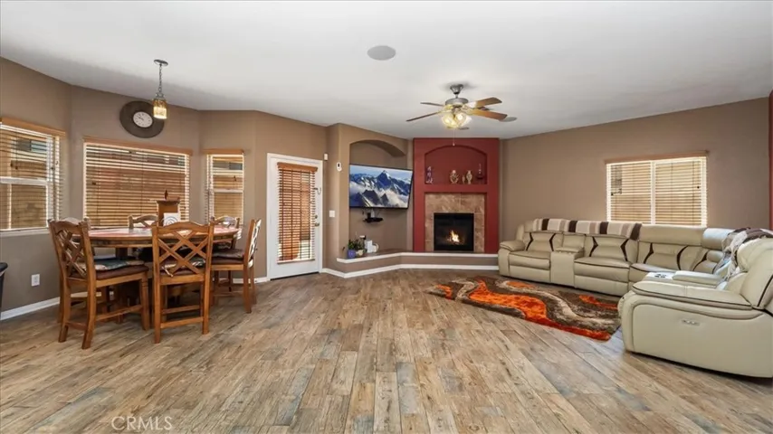 43942 Sandstarr Court, Lancaster, California 93535