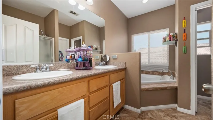 43942 Sandstarr Court, Lancaster, California 93535