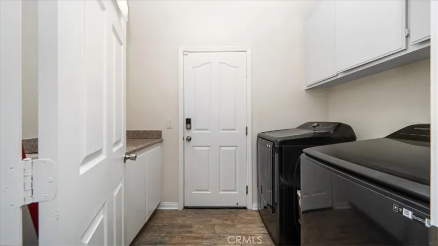 43942 Sandstarr Court, Lancaster, California 93535