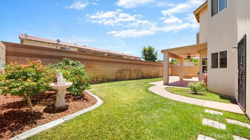 43942 Sandstarr Court, Lancaster, California 93535