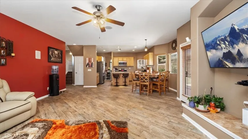 43942 Sandstarr Court, Lancaster, California 93535