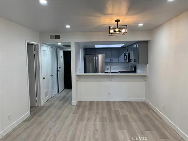 1237 E 6th Street 208, Long Beach, California 90802