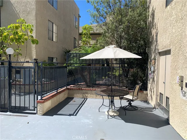 1237 E 6th Street 208, Long Beach, California 90802