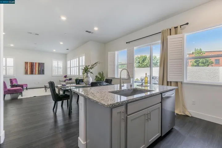 52 Redberry Loop, Brentwood, California 94513