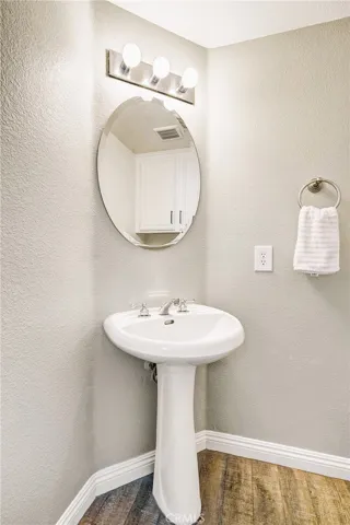 Main floor bathroom