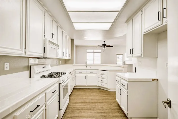 Light, bright, open kitchen