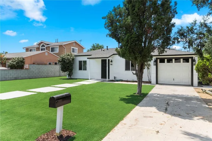 2530 Huckleberry Road, Santa Ana, California 92706