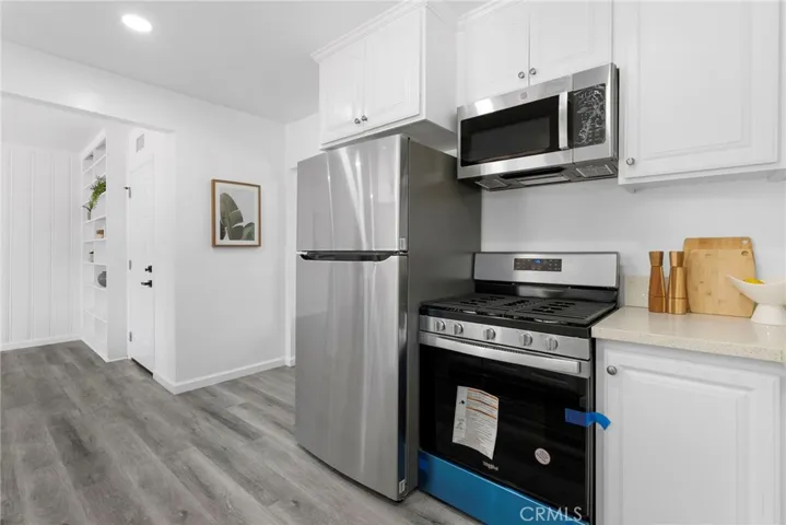 2530 Huckleberry Road, Santa Ana, California 92706