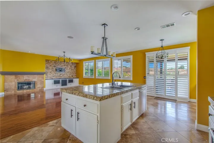 4293 Sotogrande Circle, Corona, California 92883