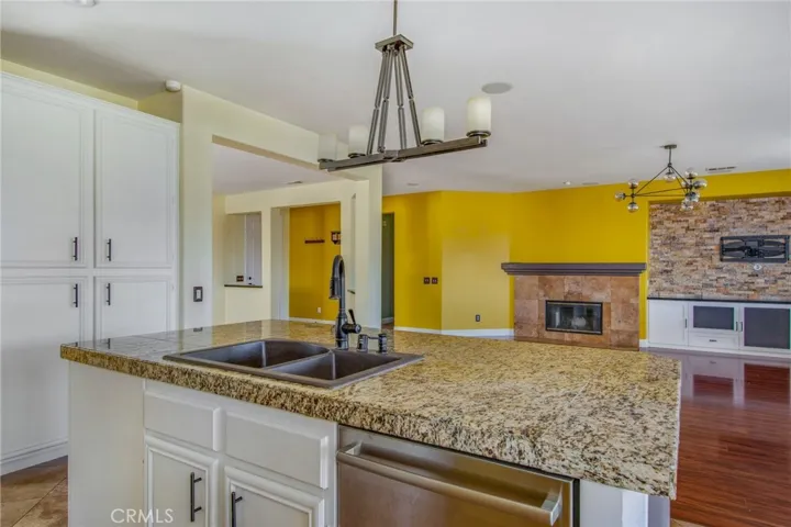4293 Sotogrande Circle, Corona, California 92883
