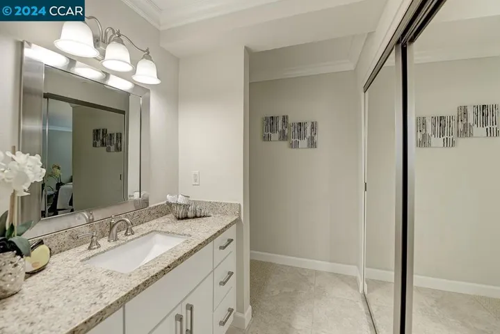 1268 Skycrest Dr 2, Walnut Creek, California 94595