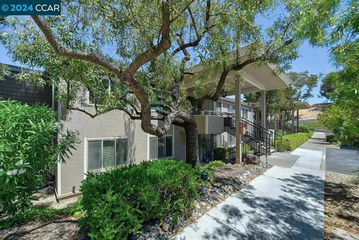 1268 Skycrest Dr 2, Walnut Creek, California 94595