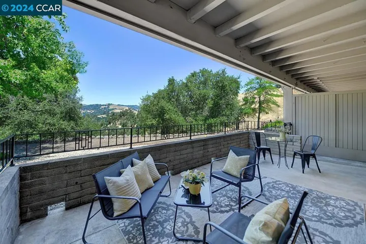 1268 Skycrest Dr 2, Walnut Creek, California 94595