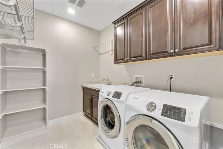 105 Rake, Irvine, California 92618