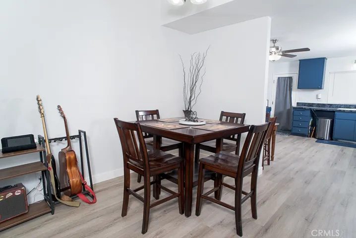 7301 Lennox Avenue A7, Van Nuys, California 91405