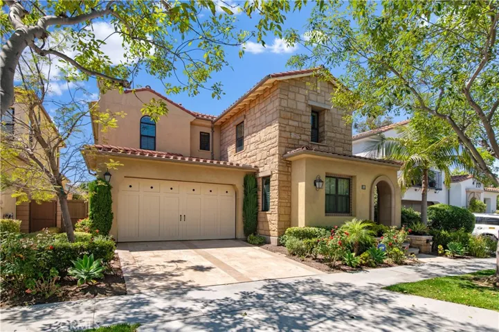65 Mapleton, Irvine, California 92620