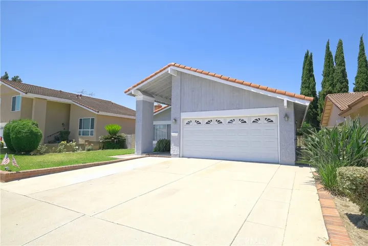 15527 Bechard Avenue, Norwalk, California 90650