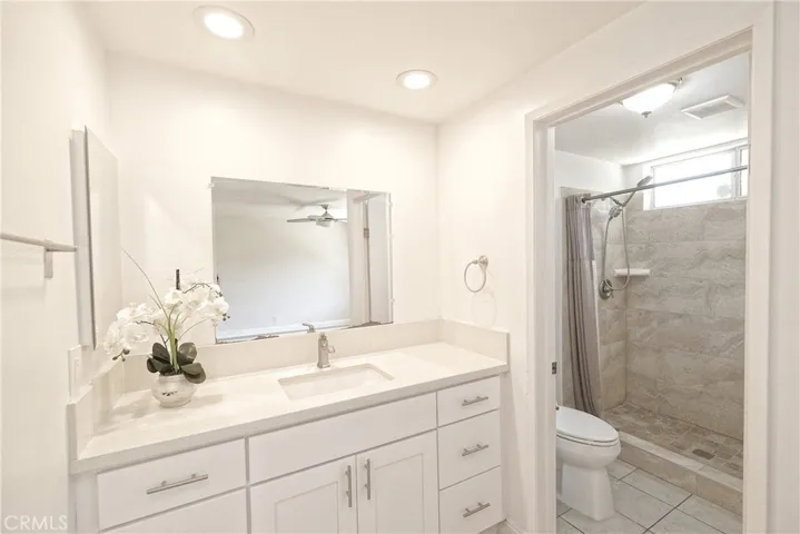 15527 Bechard Avenue, Norwalk, California 90650