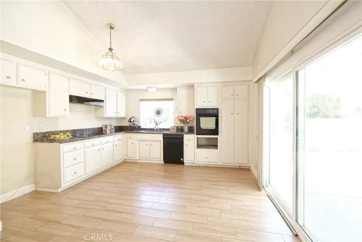 15527 Bechard Avenue, Norwalk, California 90650