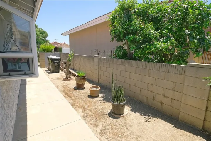 15527 Bechard Avenue, Norwalk, California 90650