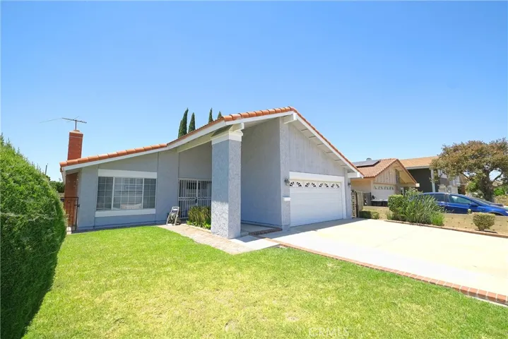 15527 Bechard Avenue, Norwalk, California 90650