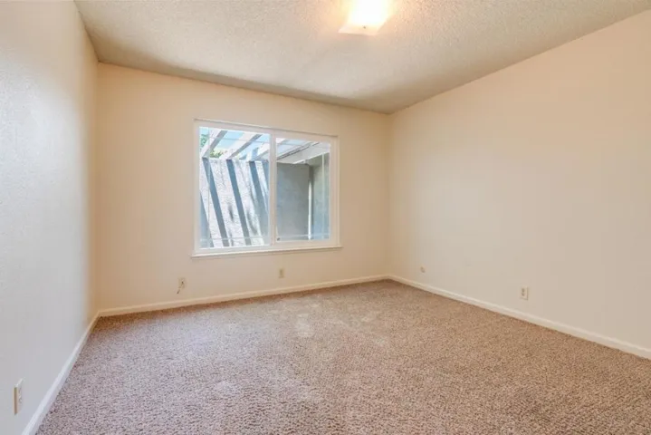 3370 Calaveras Court, Merced, California 95340