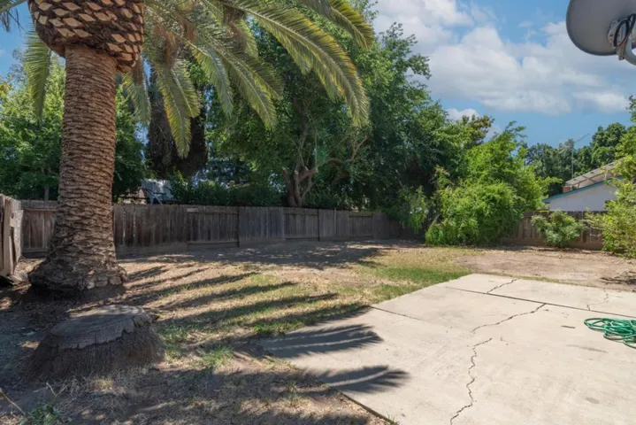 3370 Calaveras Court, Merced, California 95340
