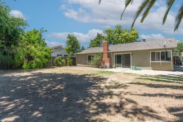 3370 Calaveras Court, Merced, California 95340