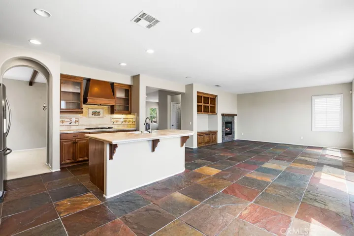 33293 Manchester Road, Temecula, California 92592