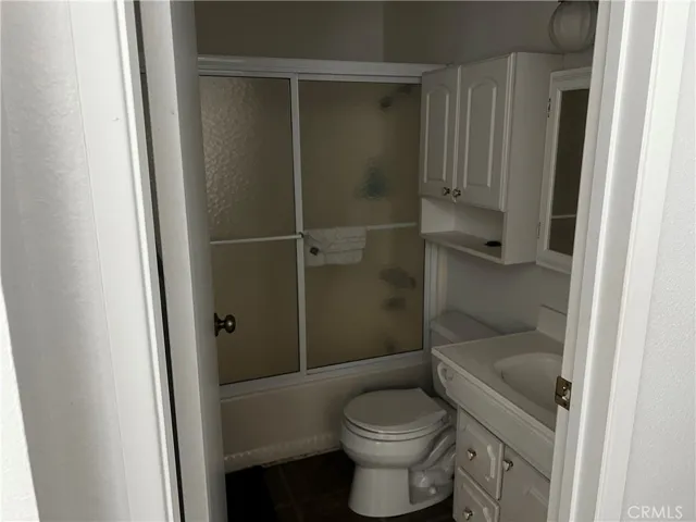 Upstairs Bathroom