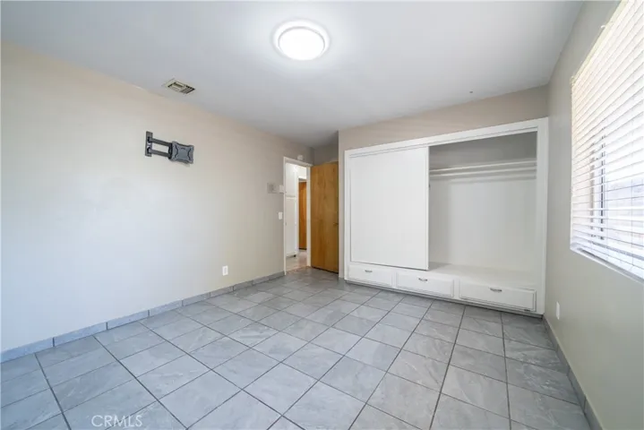 43350 18th Street W, Lancaster, California 93534
