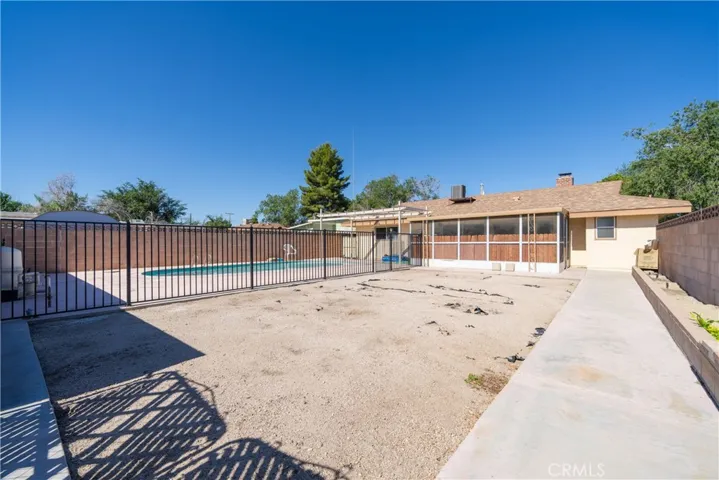 43350 18th Street W, Lancaster, California 93534