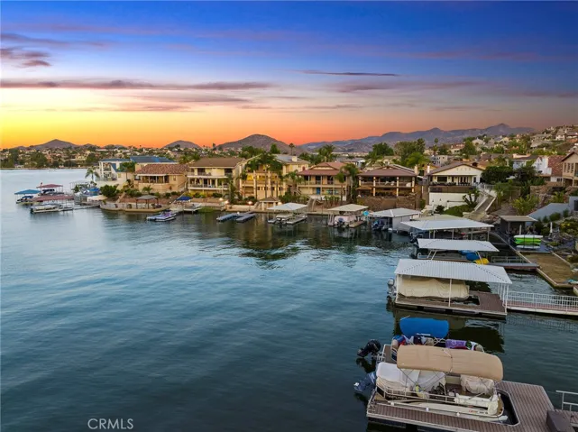 21818 Strawberry Lane, Canyon Lake, California 92587