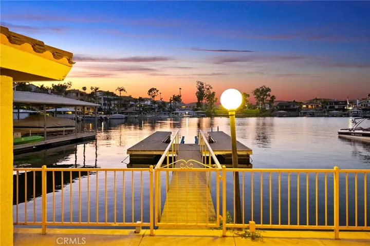 21818 Strawberry Lane, Canyon Lake, California 92587
